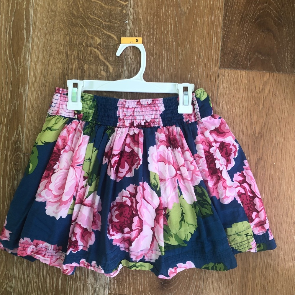 Mini Fluffy flower skirt